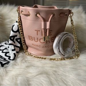 BNWOT Marc Jacobs Bucket Bag